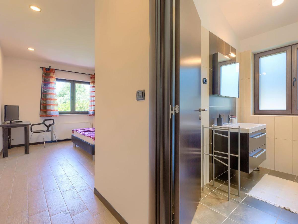 Holiday Home Andrea - Pul463 By Interhome Šišan Buitenkant foto