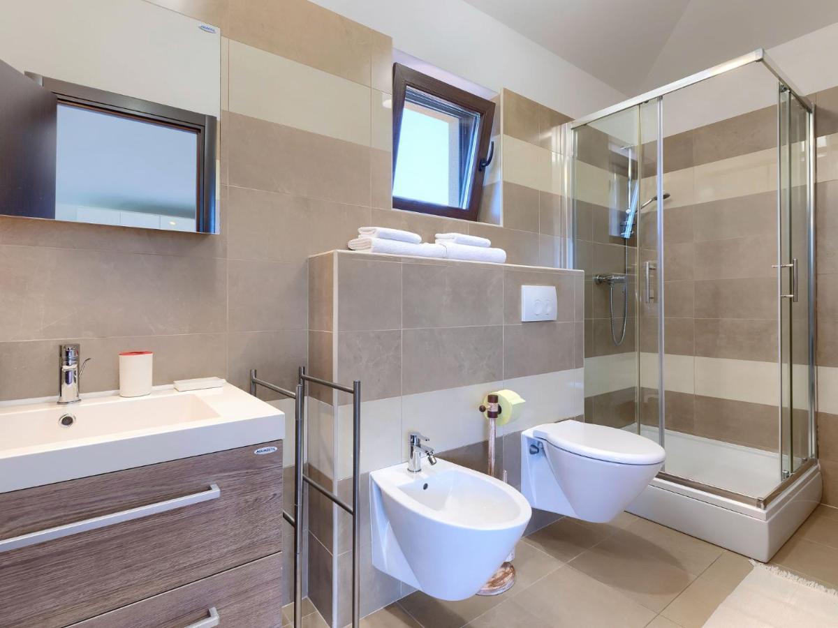Holiday Home Andrea - Pul463 By Interhome Šišan Buitenkant foto
